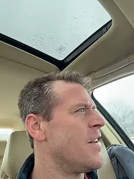 Snapshot of DILFiGuess11 chatting on 02/22/26, 07:34 DILFiGuess11 online show from 02/22/26, 07:34