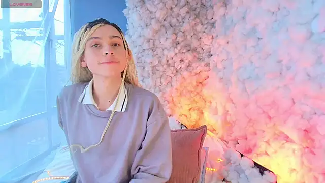 Aaron Fordd online show from 04/16/26, 01:34