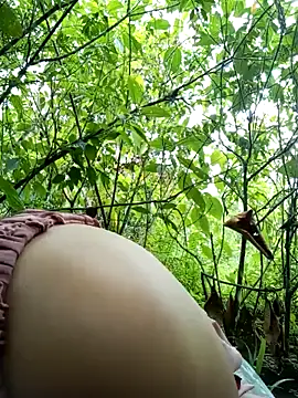 may-squirl online show from 09/16/25, 04:02