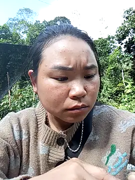 may-squirl online show from 11/07/25, 02:22