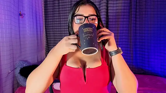 Kayleemorales online show from 12/02/25, 05:19