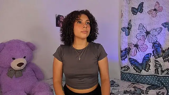 ViolettaMiller  online show from 04/15/26, 10:10