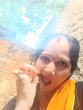 Jooli xx online show from 10/13/25, 01:16