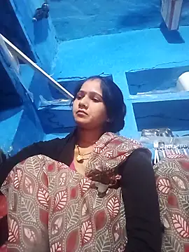 Jooli xx online show from 04/15/26, 02:18