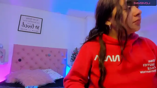 ambar 69  online show from 12/21/25, 04:41