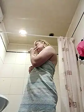 LiluLiluLilu online show from 09/16/25, 06:03