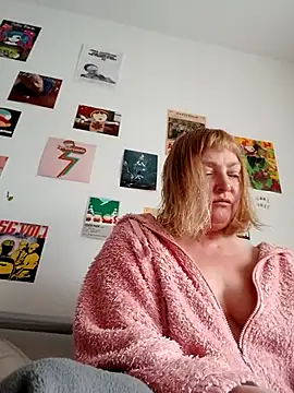 LiluLiluLilu online show from 03/21/26, 04:21