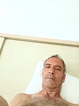 Snapshot of Meliwem12 chatting on 09/16/25, 05:52 Meliwem12 online show from 09/16/25, 05:52