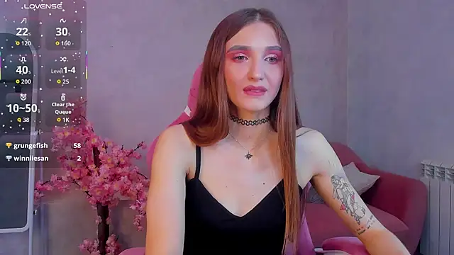 Snapshot of Alisha_Green chatting on 06/29/26, 10:15 Alisha Green online show from 06/29/26, 10:15
