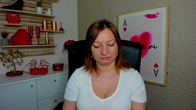 Snapshot of angelaSamt chatting on 04/30/26, 05:36 angelaSamt online show from 04/30/26, 05:36