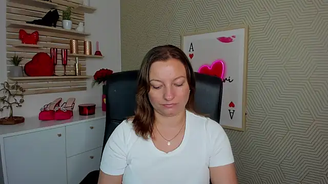 angelaSamt online show from 07/15/26, 05:45