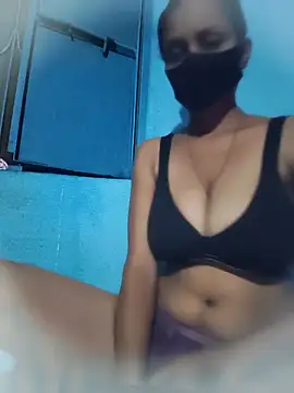 posewith online show from 09/16/25, 09:16