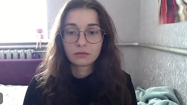 HotAnna2004 online show from 09/21/25, 10:50