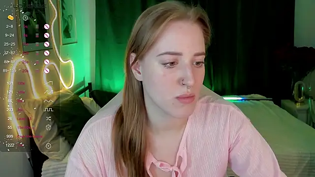 Alice Cire online show from 12/19/25, 02:02