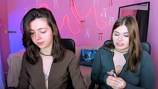 kitniss dreamy online show from 04/12/26, 07:19