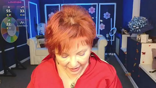 Kira Kenett online show from 11/18/25, 05:12