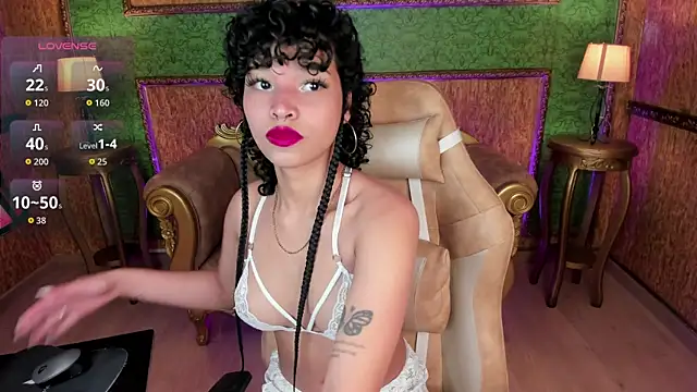 DaniCollinn  online show from 10/17/25, 08:11