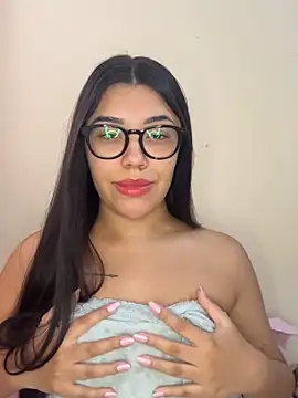 Alexa69xx online show from 12/16/25, 03:39