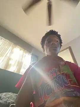 dmmeformerch online show from 02/22/26, 09:02