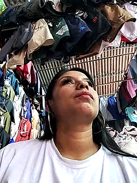 AnggelicaSwan21 online show from 12/17/25, 04:13