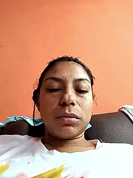 AnggelicaSwan21 online show from 01/07/26, 02:19