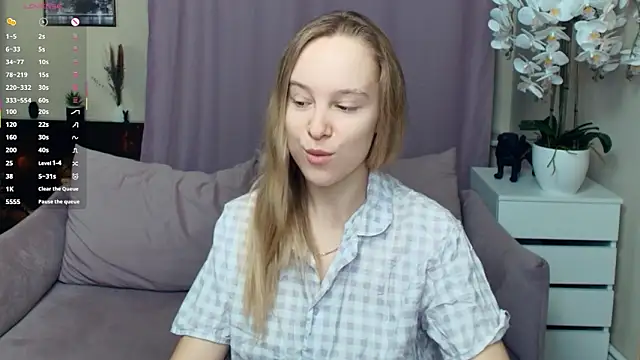 SoonMoor online show from 01/18/26, 06:55