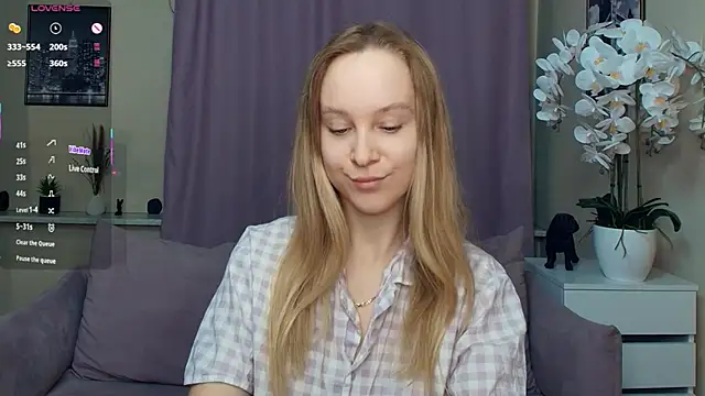 SoonMoor online show from 03/15/26, 06:36