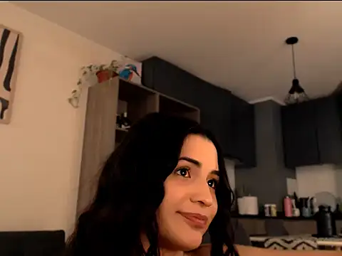 Snapshot of lanzybloom chatting on 09/09/25, 05:23 lanzybloom online show from 09/09/25, 05:23