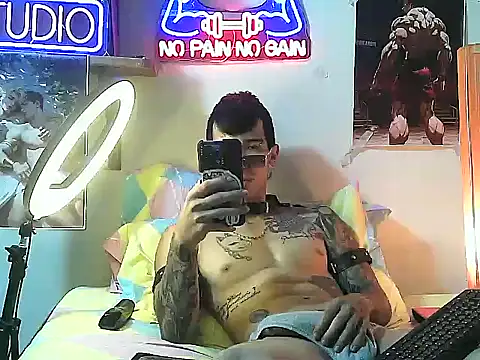 Strongcockfitness online show from 10/29/25, 09:05