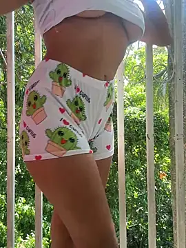 Yuli arabic online show from 03/15/26, 02:12