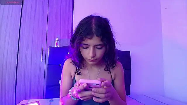 Snapshot of Ruby_Whispers chatting on 09/10/25, 12:05 Ruby Whispers online show from 09/10/25, 12:05