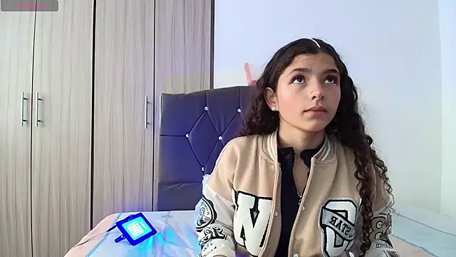 Snapshot of Ruby_Whispers chatting on 09/11/25, 12:27 Ruby Whispers online show from 09/11/25, 12:27