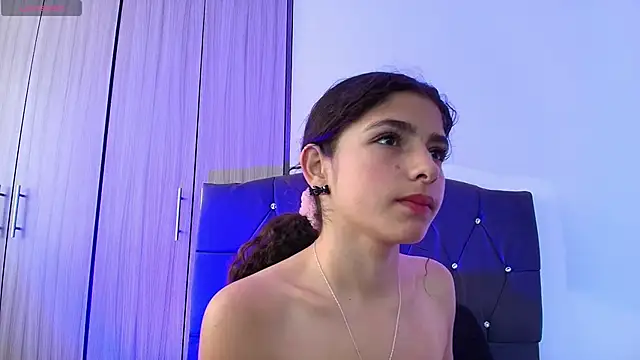 Snapshot of Ruby_Whispers chatting on 09/24/25, 11:57 Ruby Whispers online show from 09/24/25, 11:57