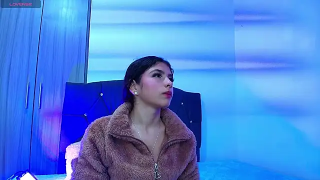 Snapshot of Ruby_Whispers chatting on 10/17/25, 11:46 Ruby Whispers online show from 10/17/25, 11:46