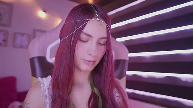 Rebecah 1 online show from 11/10/25, 03:22