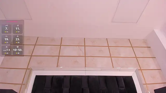 Snapshot of RoxyLior chatting on 01/16/26, 03:32 RoxyLior online show from 01/16/26, 03:32