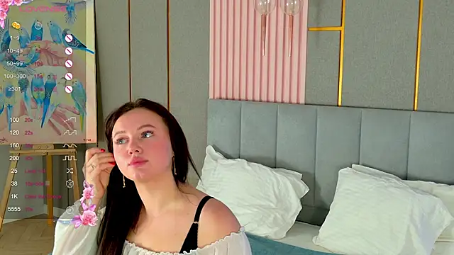 AnnySue  online show from 11/25/25, 05:07