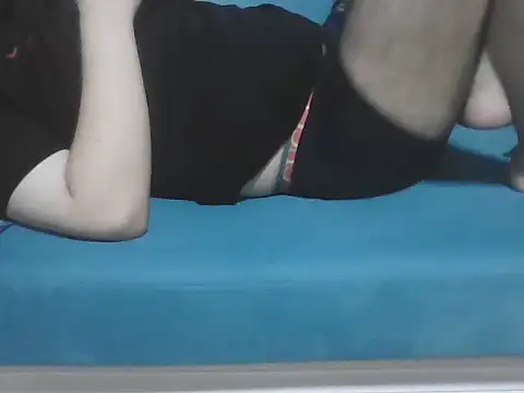 Snapshot of modelboy01 chatting on 09/12/25, 12:00 modelboy01 online show from 09/12/25, 12:00