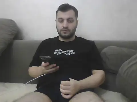 Snapshot of modelboy01 chatting on 10/14/25, 09:04 modelboy01 online show from 10/14/25, 09:04