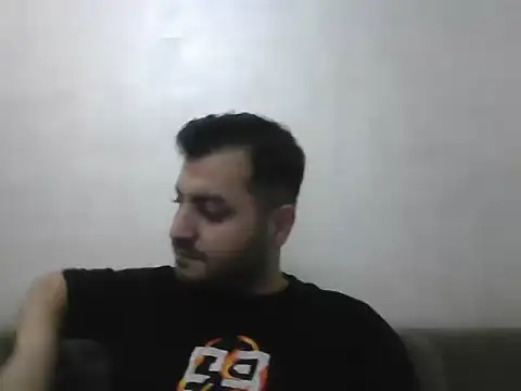 Snapshot of modelboy01 chatting on 10/25/25, 06:24 modelboy01 online show from 10/25/25, 06:24