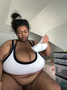 bunbun420247 online show from 01/13/26, 04:56