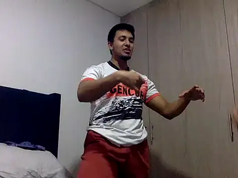 Snapshot of KianxxTeach chatting on 09/19/25, 09:04 KianxxTeach online show from 09/19/25, 09:04