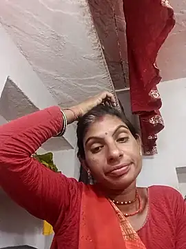 Snapshot of Mansi_ji chatting on 10/14/25, 03:13 Mansi ji online show from 10/14/25, 03:13