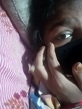 Snapshot of vandana_babi chatting on 10/04/25, 04:32 vandana babi online show from 10/04/25, 04:32