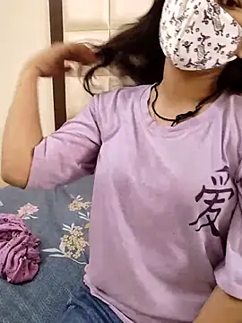 Snapshot of Sex_Queen_aaraya chatting on 09/16/25, 07:09 Sex Queen aaraya online show from 09/16/25, 07:09