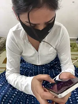 Sex Queen aaraya online show from 04/09/26, 01:27