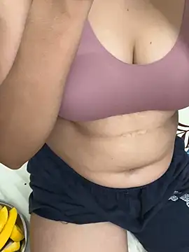 Sex Queen aaraya online show from 05/18/26, 06:14