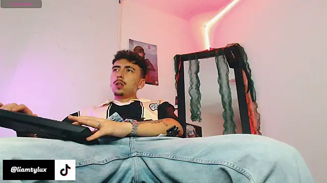 liamty luxor online show from 01/10/26, 05:20