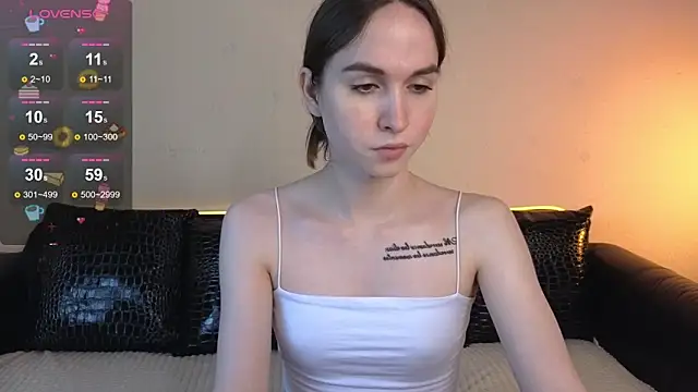 Angeel Kate online show from 09/30/25, 05:56