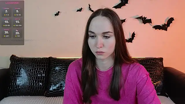 Angeel Kate online show from 11/11/25, 12:38